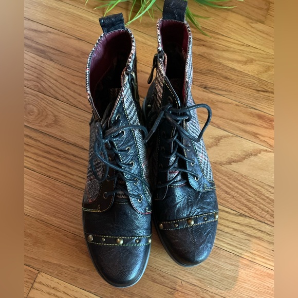 L’Artiste Rehja Leather & Plaid Boots - Picture 4 of 8